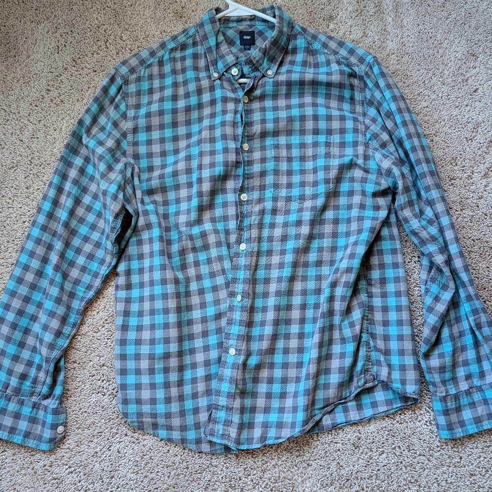 Gap Long sleeve men's button up